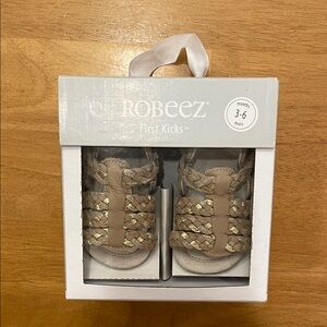 Robeez First Kicks Woven Leather Tan Beige Baby Sandals 3-6 months NIB Shoes